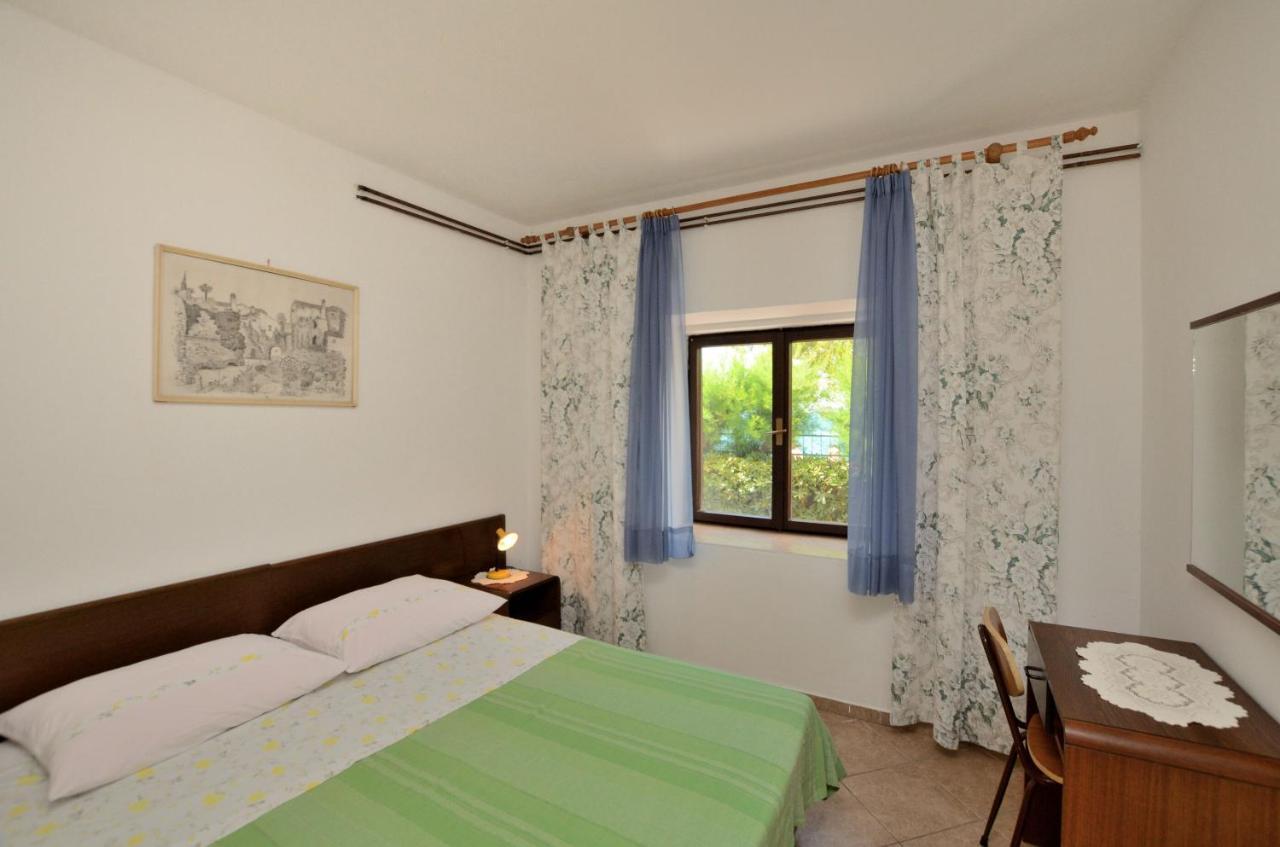 Apartment Luna Porec Exterior photo